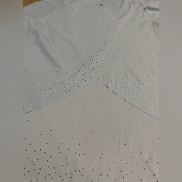 Lululemon Quick Pace Short Sleeve top sz 6? - Picture 6 of 8
